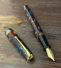 Load image into Gallery viewer, Conway Stewart Model 58 Autumn Limited Edition Fountain Pen