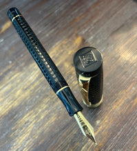 Load image into Gallery viewer, Conway Stewart Duro Heritage Fountain Pen, No.14