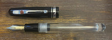 Load image into Gallery viewer, Delta Fusion 82 Demo fountain pen