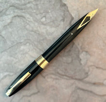Load image into Gallery viewer, Sheaffer PFM III, Medium nib