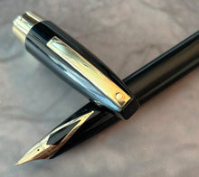 Load image into Gallery viewer, Sheaffer PFM III, Medium nib