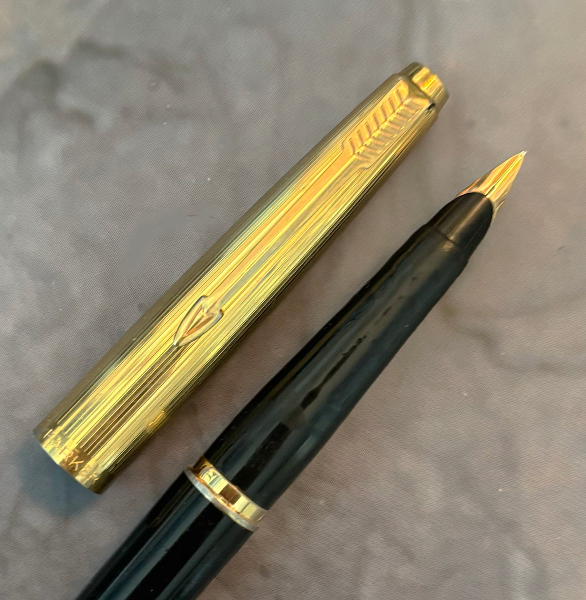 PARKER 万年筆 ブラック ゴールドクリップ Parker 45 , Gold-filled cap black barrel