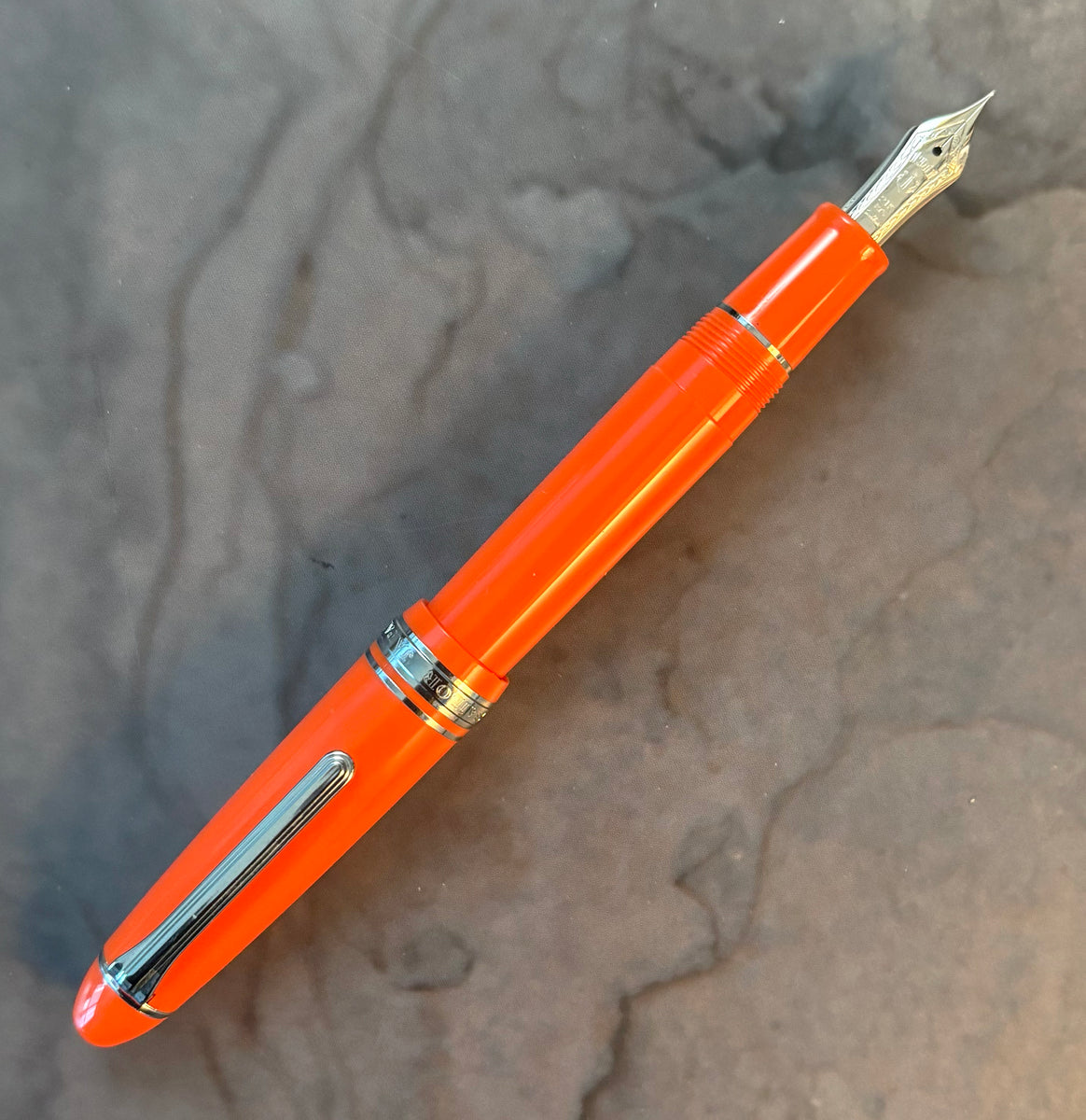 Sailor 1911 Large Royal Tangerine