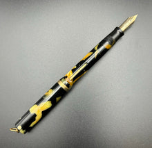 Load image into Gallery viewer, Ladies Sheaffer Ring top, Flat top