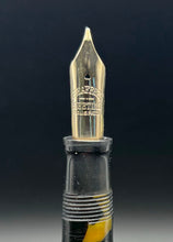 Load image into Gallery viewer, Ladies Sheaffer Ring top, Flat top