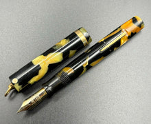 Load image into Gallery viewer, Ladies Sheaffer Ring top, Flat top