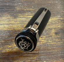 Load image into Gallery viewer, Dunhill Sentryman, Palladium plated