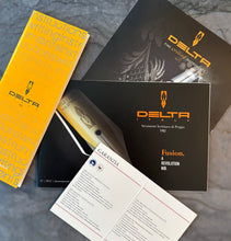 Load image into Gallery viewer, Delta Fusion 82 Fountain Pen