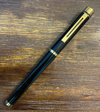 Load image into Gallery viewer, Sheaffer Targa, Black Laque