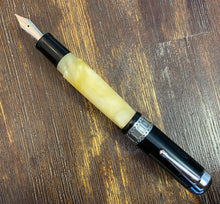 Load image into Gallery viewer, Delta Federico Fellini LE Fountain Pen (2001) Black & Ivory