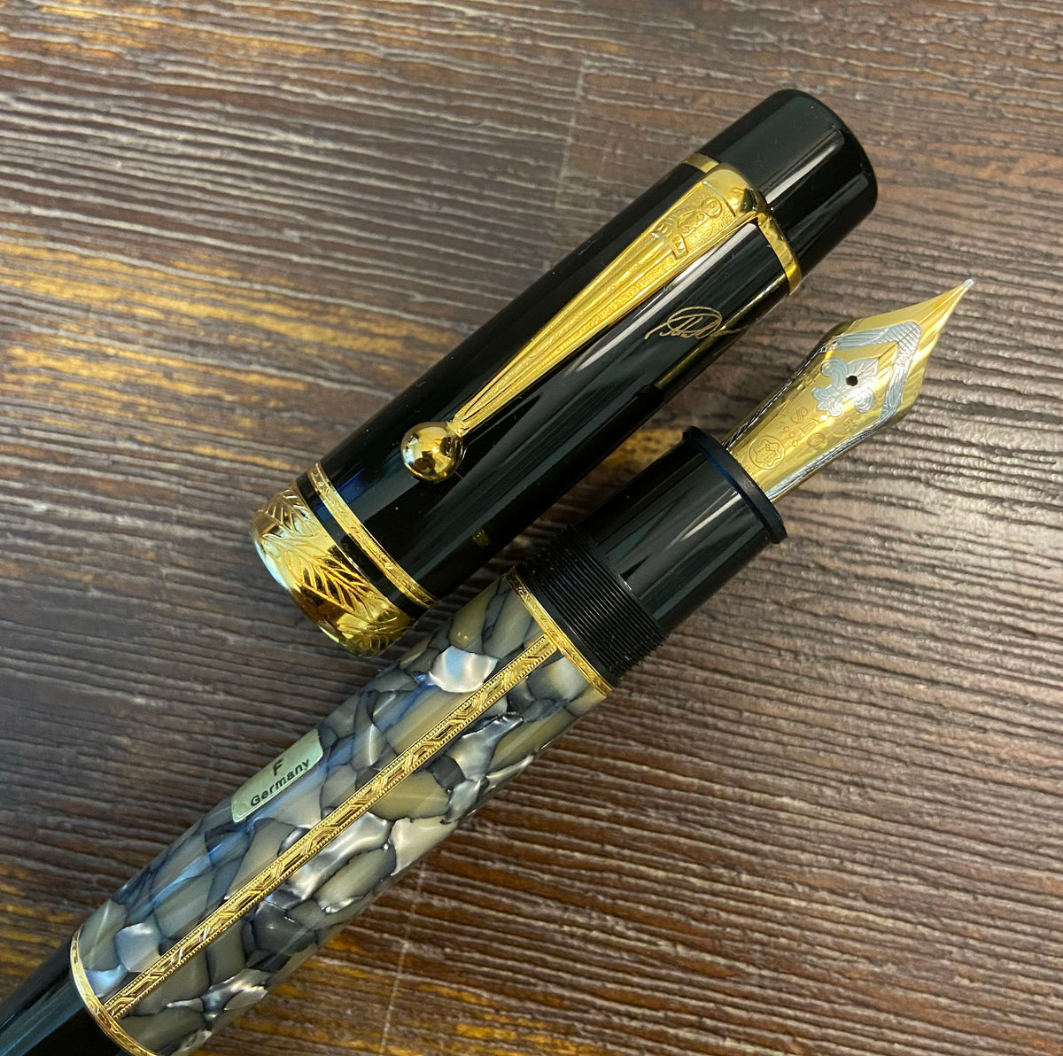 Montblanc Writers Edition Dumas Fountain Pen
