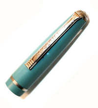 Load image into Gallery viewer, Conway Stewart 150, Light Green