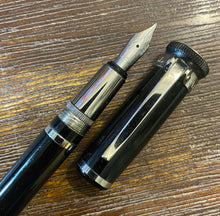 Load image into Gallery viewer, Dunhill Sentryman, Palladium plated