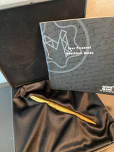 Load image into Gallery viewer, Montblanc Meisterstuck 165 Solitaire Gold Plated Barley Mechanical Pencil
