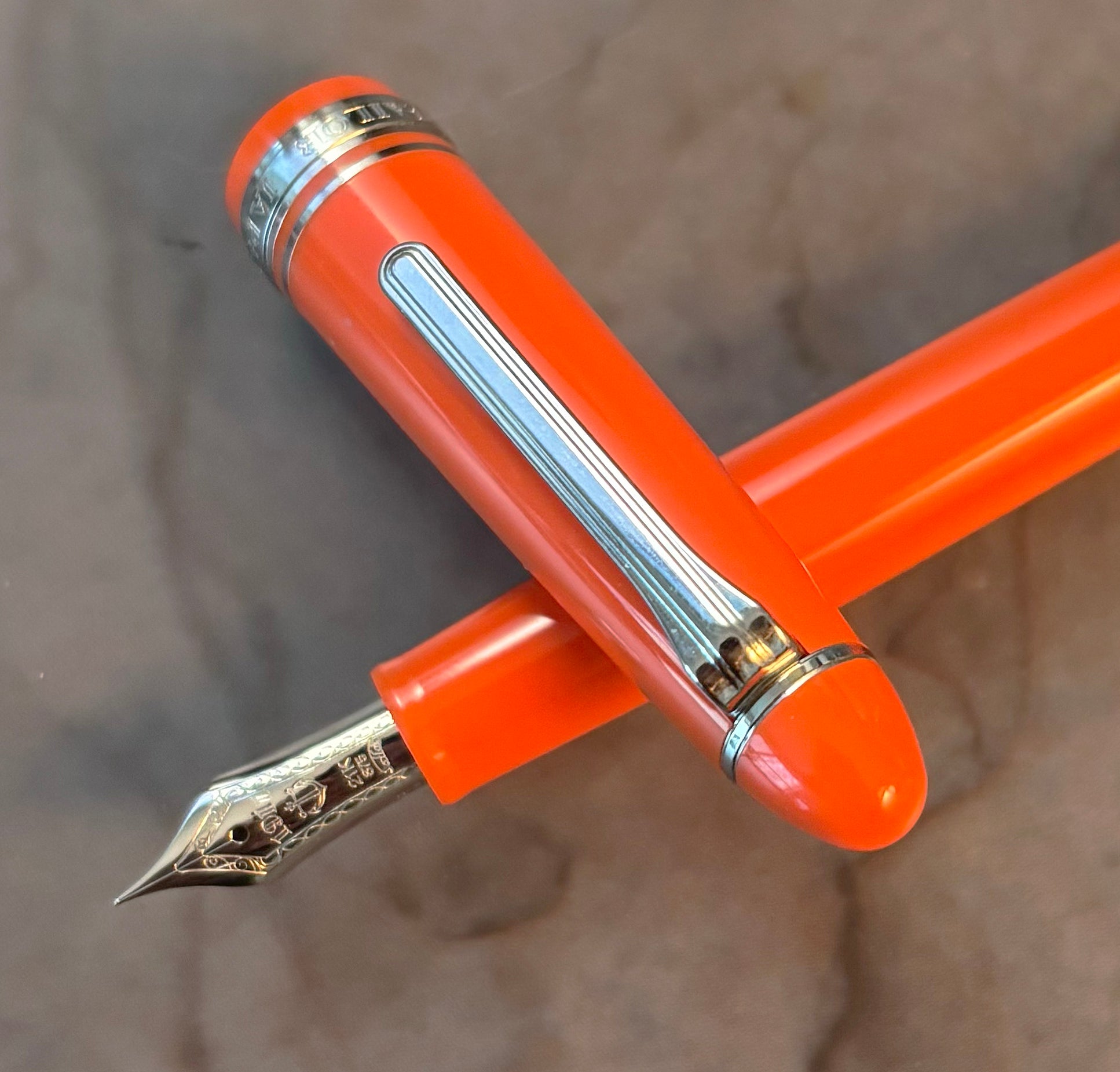 Sailor 1911 Large Royal Tangerine