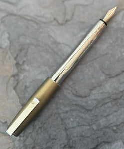 Faber-Castell Loom Metallic fountain pen, olive green