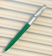 Load image into Gallery viewer, Sheaffer set, Ballpoint &amp; Pencil, Green