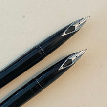 Load image into Gallery viewer, Sheaffer Desk set. Mexican Onyx, White