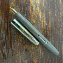 Load image into Gallery viewer, Waterman&#39;s 376, Grey barrel, Gold electroplated cap