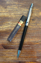 Load image into Gallery viewer, Sheaffer Fineline, Chrome cap, 0.5mm lead