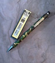 Load image into Gallery viewer, Sheaffer 0.5mm, Camouflage pencil
