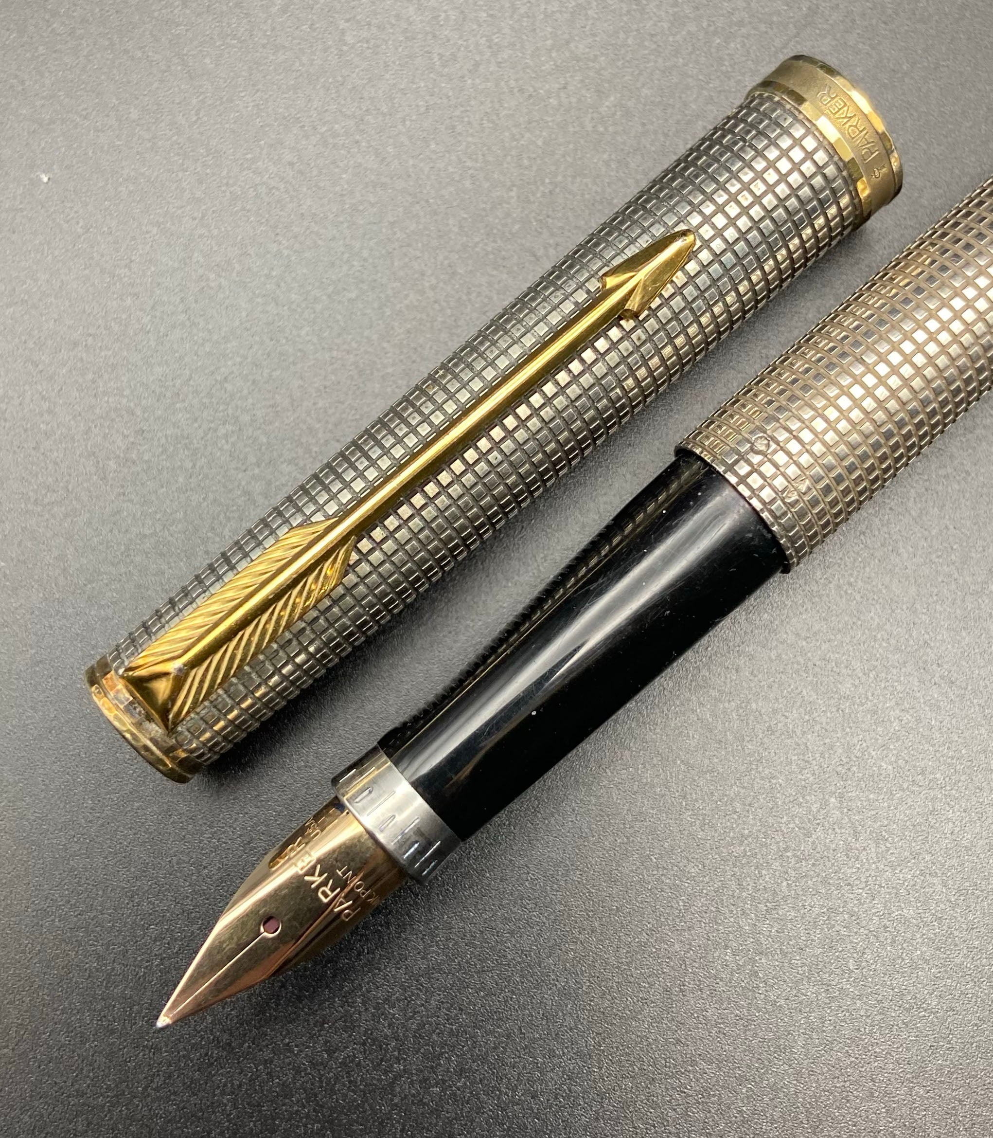 【美品】PARKER 万年筆 Sterling Silver Cisele14K Parker Sterling Silver Ciselé. Premier