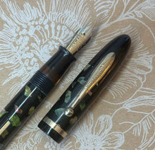 Load image into Gallery viewer, Sheaffer Balance Junior 1930’s