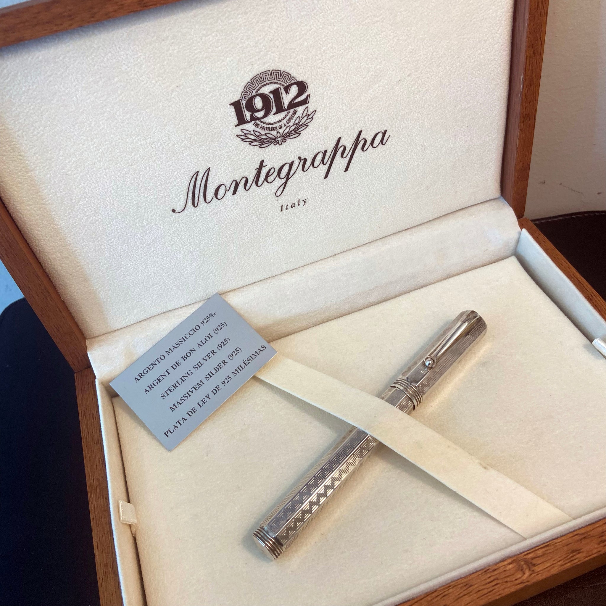 Montegrappa reminiscence Clearance