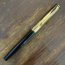 Load image into Gallery viewer, Parker Insignia Fountain Pen