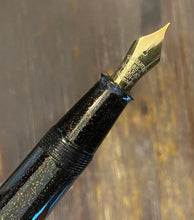 Load image into Gallery viewer, Ban-ie Brown Glitter Urushi Fountain Pen