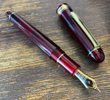 Load image into Gallery viewer, Platinum #3776 Century Fountain Pen - Bourgogne/Gold