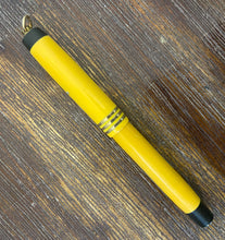 Load image into Gallery viewer, Parker Lady Duofold Ringtop, Juniorette Streamline Fountain Pen - Mandarin Yellow