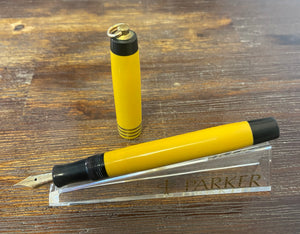 Parker Lady Duofold Ringtop, Juniorette Streamline Fountain Pen - Mandarin Yellow