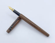 Wood fountain pen, thin