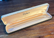 Load image into Gallery viewer, Parker desk pen box