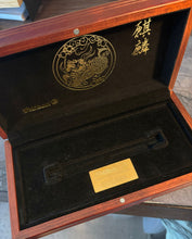 Load image into Gallery viewer, Pelikan- Kirin Calligraphy - Pen Box