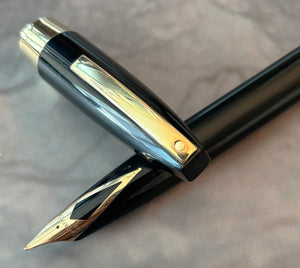Sheaffer PFM III, Medium nib