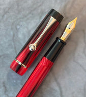 Bexley Elegancia Fountain Pen - Red Shell