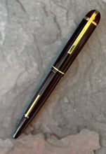 Load image into Gallery viewer, Wahl Eversharp Skyline, Black