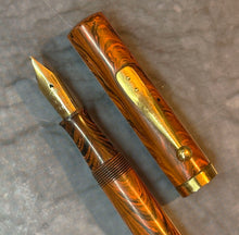 Load image into Gallery viewer, Waterman 55 Fountain Pen - Red Ripple