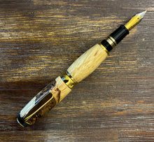 Load image into Gallery viewer, Handcrafted Wooden Fountain Pen, Brown