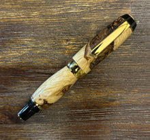 Load image into Gallery viewer, Handcrafted Wooden Fountain Pen, Brown