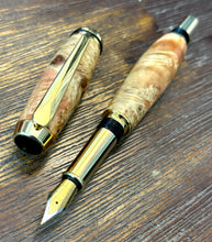 Load image into Gallery viewer, Handcrafted Box Elder Wooden Fountain pen