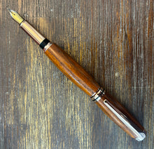 Load image into Gallery viewer, Handcrafted Light Maple Wooden Fountain pen