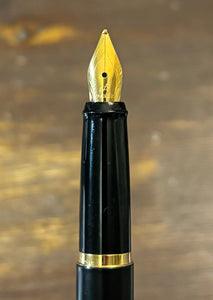 Parker Latitude, Silky Black