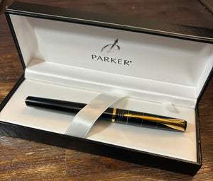 Parker Latitude, Silky Black