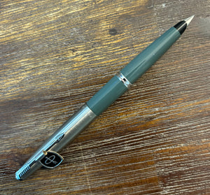 Parker 45, Brushed steel GT Grey barrel