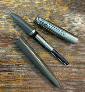 Parker 21 Grey barrel, steel cap