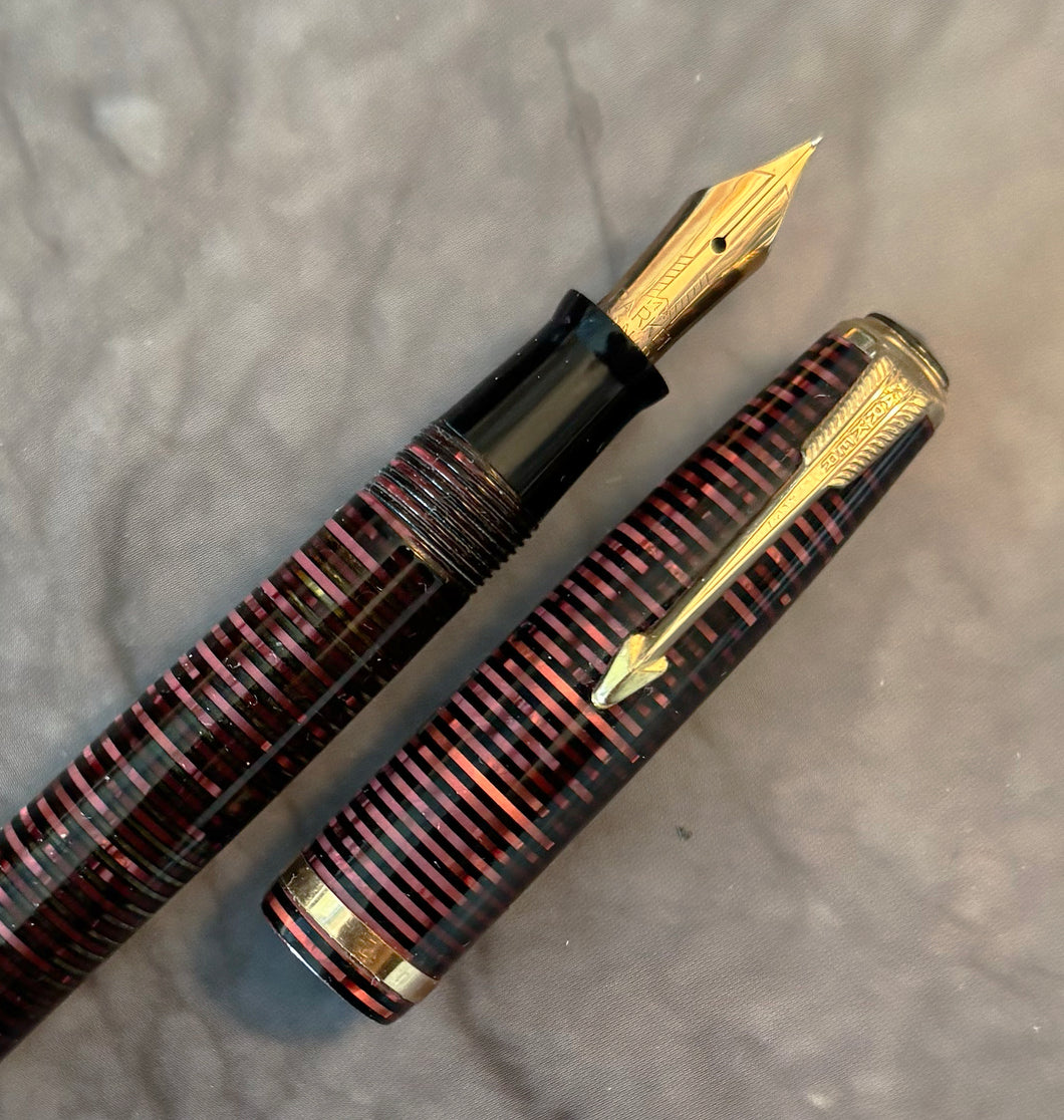 Parker Junior Debutante, Vacumatic  Burgandy Pearl shown.