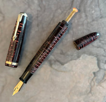Load image into Gallery viewer, Parker Junior Debutante, Vacumatic  Burgandy Pearl shown.
